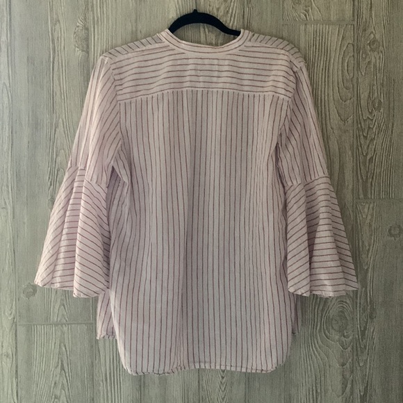 Chaps Linen Blend Bell Sleeve Red and White Pin Stripe Button Down Blouse M - Picture 2 of 9